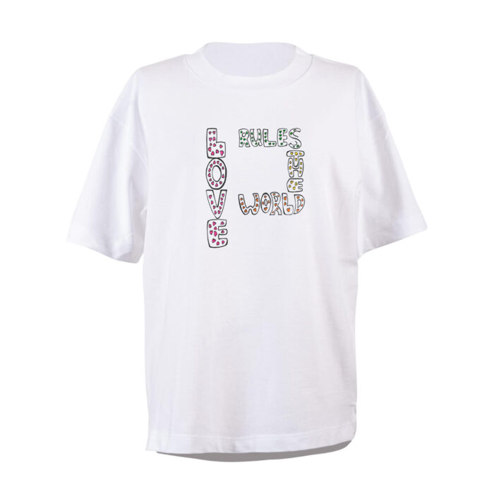 Love Rules The World - Image 1